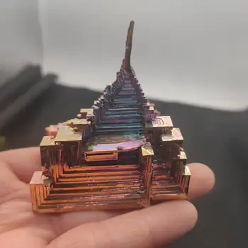 180g Rainbow Bismuth Malm Krystal Metal Mineralske Prøve Farverige cluster Home decor