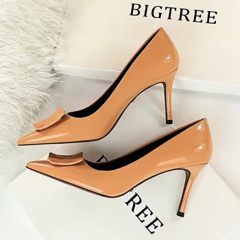 2020 nye mode elegant kontor vand pumpe tynd høj hæl luksus kvinde spids tå bryllup sko sexy høj hæl pumper beige