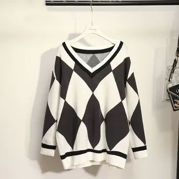 Nye damer efterår og vinter plus size trøje til kvinder med store lange ærme løs grå / hvid ternet V neck strik sweater 3XL 4XL 5XL