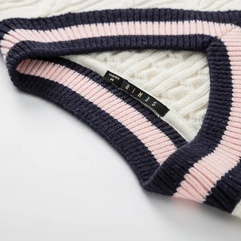 SEMIR Sweater kvinder løs tynd V-hals 2019 vinter nye bløde sweater college vind pullover sweater i Country-Stil